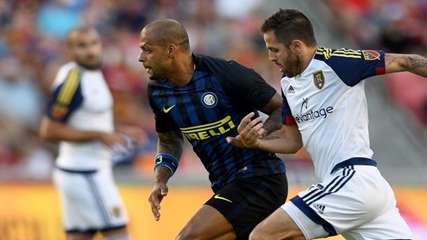 Caner Erkin ve Melo'nun ilginç görüntüsü