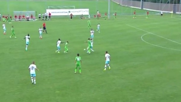 Gökdeniz Karadeniz, Gökhan Töre'yi devirdi