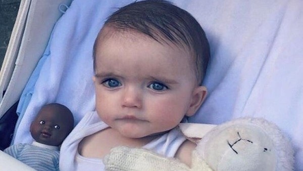 Sneijder'in oğlu Xess Xava'dan öpücük yağmuru