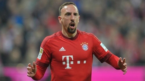 Ribery inanılmazı kaçırdı