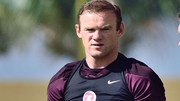 Rooney'i antrenmanda rezil ettiler