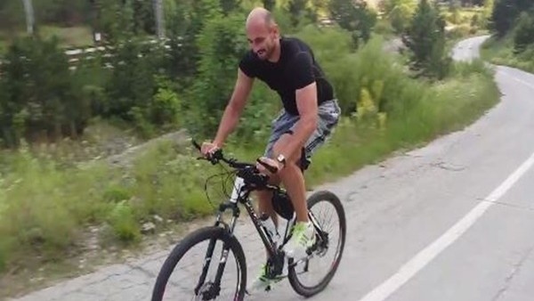 Nenad Krstic, bisiklet ile 37 km yol katetti