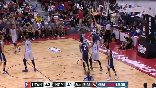 NBA Yaz Liginde günün smaçları