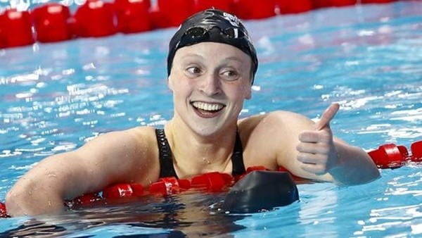 Katie Ledecky'den kadınlar 400m serbest stilde yeni rekor