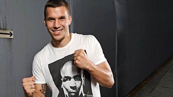  Podolski, yeni sezona boks yaparak hazırlanıyor