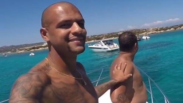 Felipe Melo'nun tatil keyfi