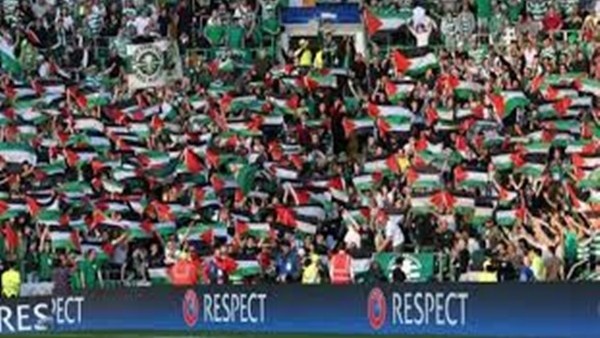 Celtic taraftarından Filistin bayraklı protesto