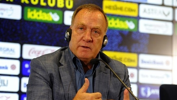 Advocaat'tan transfer açıklaması