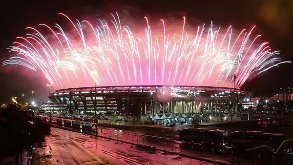 Brezilyalılar ekonomik krizi bir süreliğine unuttu