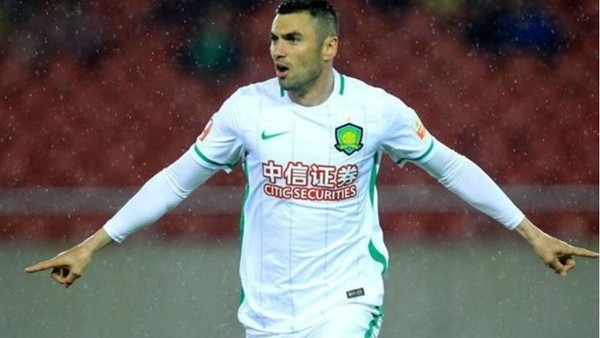 Burak Yılmaz'ın Jiangsu Suning'a attığı gol