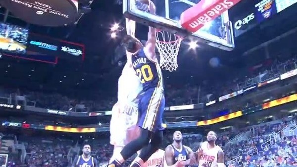 Utah Jazz'ın 2015-2016 sezonundaki en iyi 10 hareketi