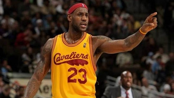 Cleveland Cavaliers'in 2015-2016 sezonundaki en güzel 10 hareketi