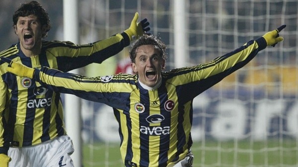 Tuncay Şanlı'nın Manchester United'a yaptığı hattrick