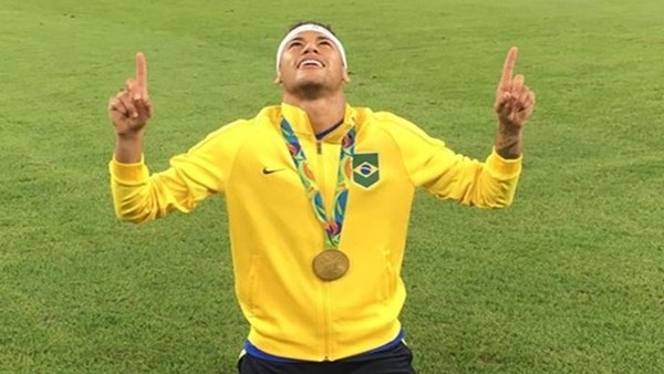 Neymar'dan çok özel kutlama