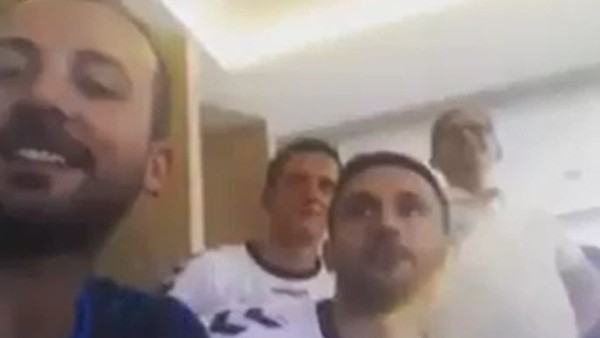 Konyasporlu oyuncuların kura sevinci