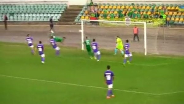 Ukrayna'da akrep vuruşuyla atılan çılgın gol