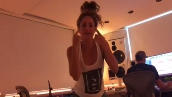 Shakira izlenme rekorları kırdı