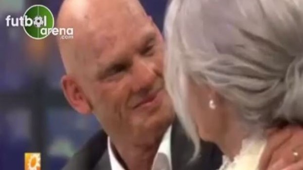 Wesley Sneijder ve Yolanthe Cabau 90 yaşında karşılaşınca