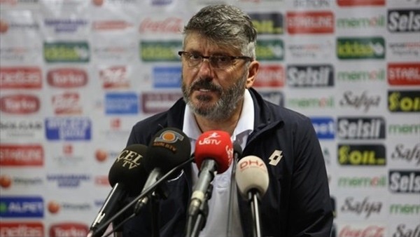 Mustafa Reşit Akçay'dan avrupa yorumu