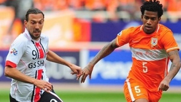 Beşiktaş'ın stoper transferinde pürüz çıktı