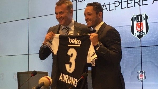 Beşiktaş,  Adriano ile 3 yıllık sözleşme imzaladı