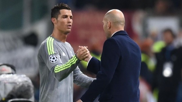 Zidane'ın maaşı iki katına çıkıyor