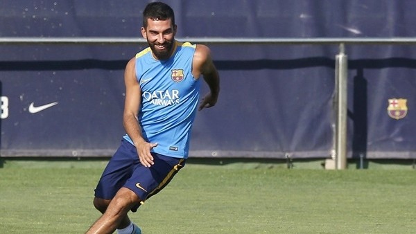 Arda Turan ortada kaldı