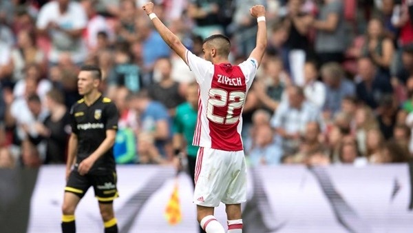 Hakim Ziyech ilk maçında asisti ile galibiyeti getirdi