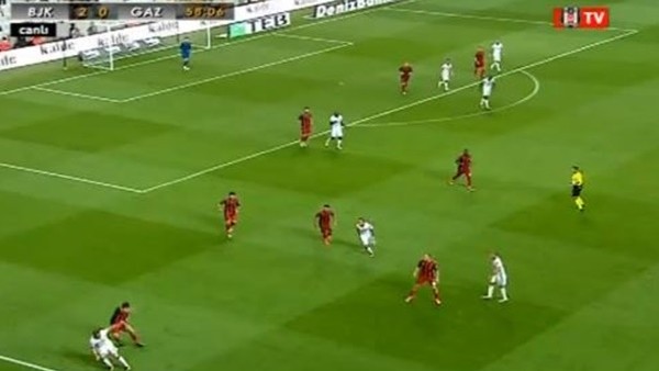 Caner Erkin'den muhteşem çalım