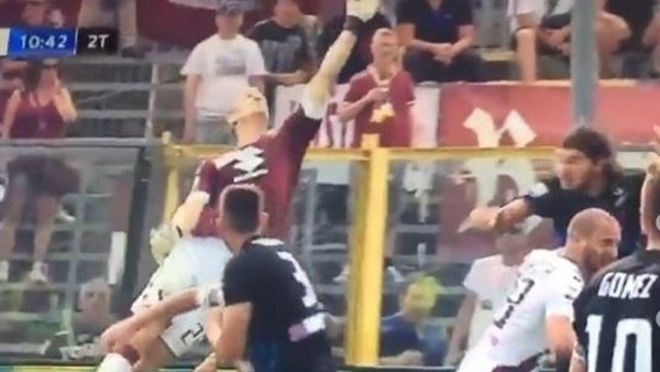 Joe Hart'tan ilk maçında şok hata