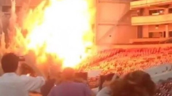 Efsane stadı havaya uçurdular