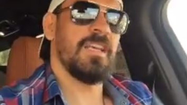 Servet Çetin türkülerine devam ediyor