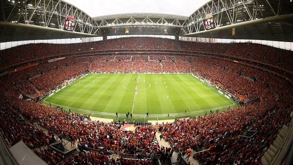 Galatasaray'da kaç kombine satıldı?