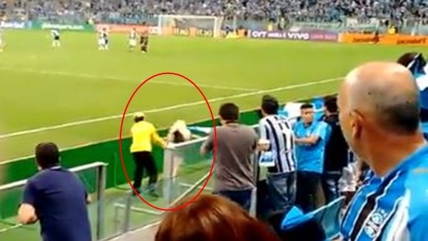 Miss Bumbum ortalığı karıştırdı