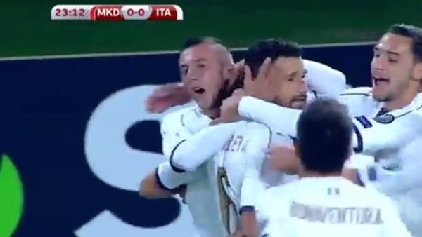 İtalya 90da vurdu