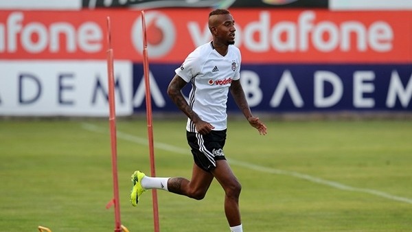 Talisca idman sonrası özel çalıştı