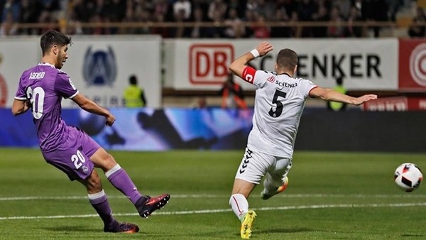 Real Madrid gol oldu yağdı!