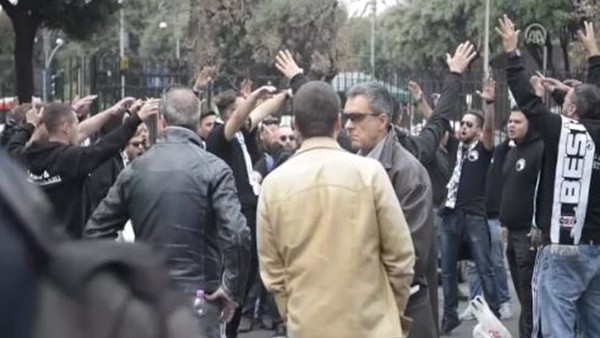 Beşiktaşlı taraftarlar İtalya'yı salladı