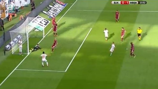 Mustafa Pektemek'ten Beşiktaş'a gol