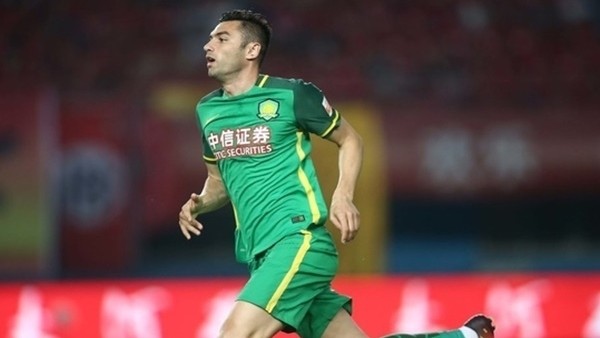 Burak Yılmaz Çin'i salladı