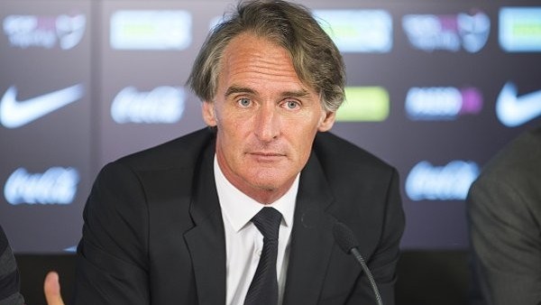 Riekerink'ten o isme övgü