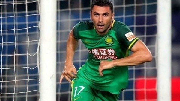 Burak Yılmaz gollerine devam ediyor