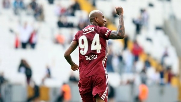 Anderson Talisca'dan harika frikik golü