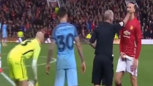 Zlatan İbrahimovic'ten şok hareket