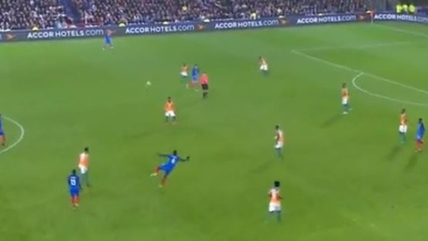 Pogba'dan müthiş pas!