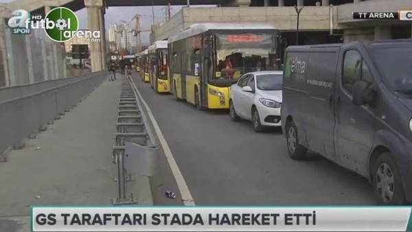 Galatasaray taraftarı Kadıköy'e hareket etti.