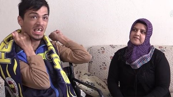 Fenerbahçe'den Uşaklı Emre'ye derbi daveti