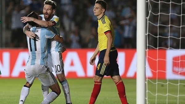 Arjantin 3-0 Kolombiya maç özeti ve golleri (16.11.2016)