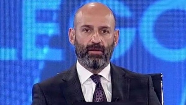 Serhat Ulueren: 'Emenike izin almadan gitmiş...'