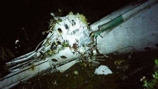 Chapecoense uçağının düşüş anı 